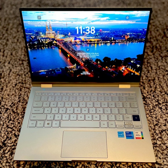 Samsung Computers, Laptops & Parts Samsung 2 In Laptop Tablet 8k